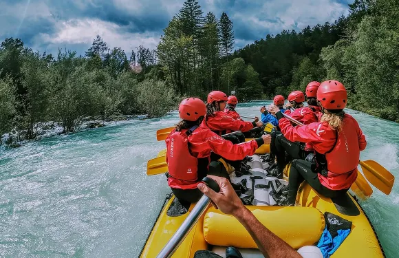 在博維茲的索查河上體驗漂流探險（附照片）