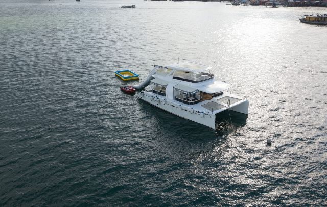 馬來西亞 亞庇遊艇包船（10人內）【飯店接送/餐食/中文導遊】