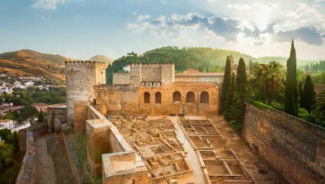 Spain + City of Arts and Sciences + Valencia Bullring + Valencia Oceanographic Park one-day tour