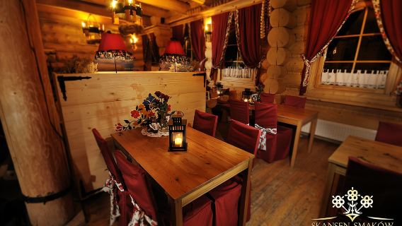 Desde Cracovia: espectáculo folclórico polaco con cena libre