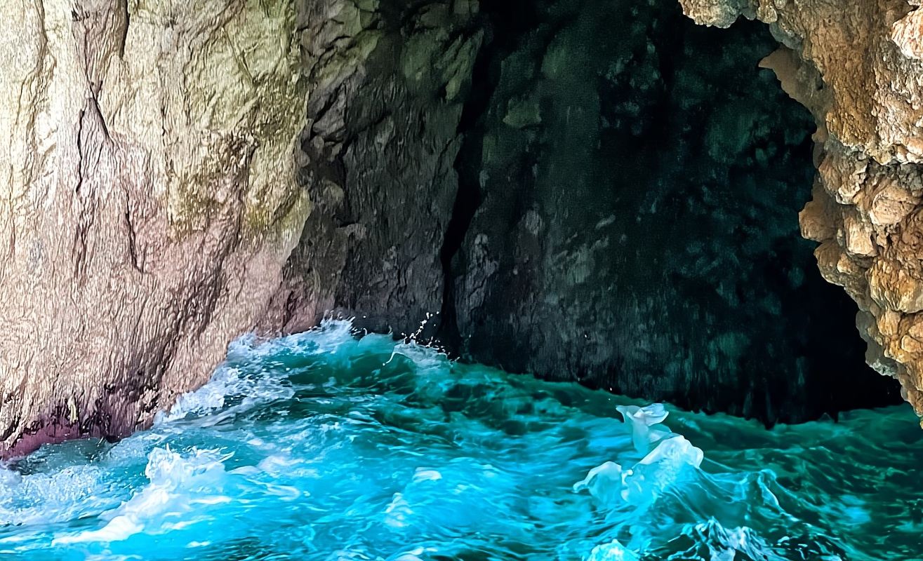 Korfu: Busfahrt & Schwimmen nach Paleokastritsa & Olivenölmuseum