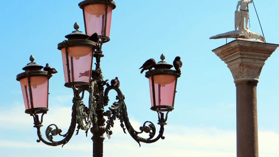 Venedig: Geführter Rundgang mit Tickets Schneller Eintritt