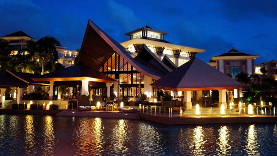 汶萊|【港口接駁】傑米清真寺+蘇丹紀念館一日遊