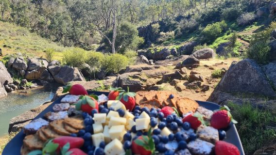 From Perth or Baldivis: Perth Hills Hike, Wine & Dine Tour