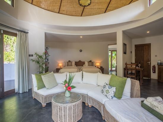 De Moksha Eco Friendly Boutique Resort - Tap to explore photos