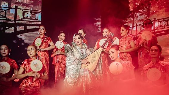 Bangkok Calypso Ladyboy Cabaret Live – Asiatique