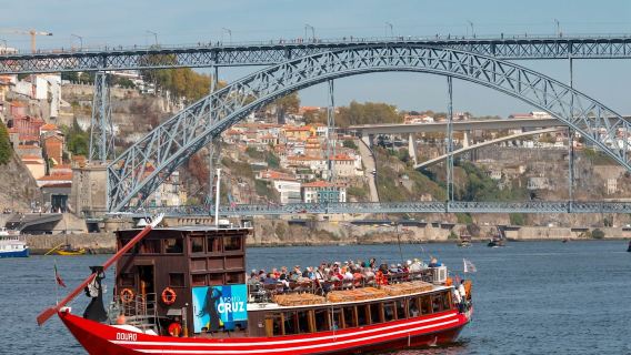 Porto: Douro River Six Bridges Cruise from Ribeira