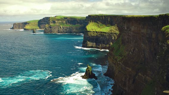 one-day tour to the Cliffs of Moher in Ireland