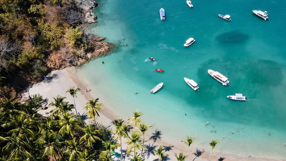 Tortuga Island Full Day Tour from San José with Lunch