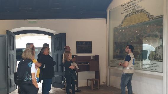 Walking Tour with a Local in Asuncion "The Mother of Cities"