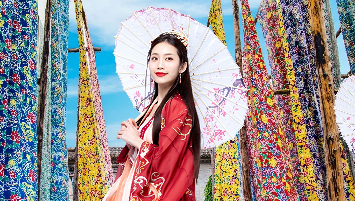 Beijing W Town 1-day tour|Optional day tour to Great Wall At Simatai & music fountain show/day and night panoramic views