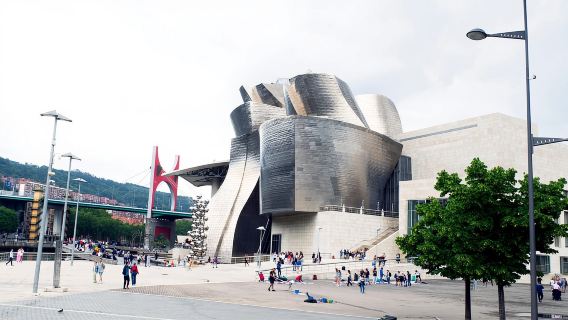 Guggenheim: Art explained by artists