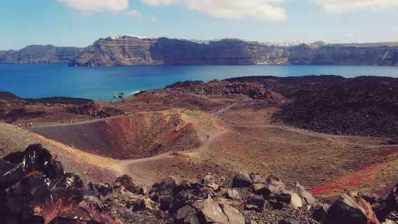 Volcán de Santorini, aventura en aguas termales