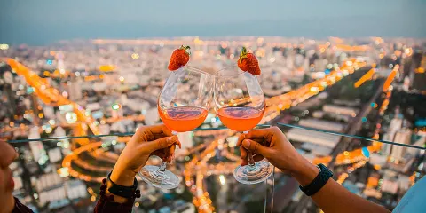泰國 曼谷拜約克摩天塔Baiyoke Sky彩虹雲霄自助餐(含門票)