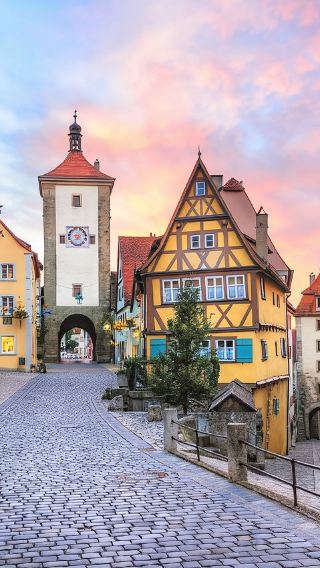 Old Town + Plönlein + St. George's Fountain + Town Hall Tower 1-day tour