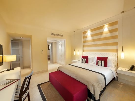 Sifawy Boutique Hotel - Tap to explore photos