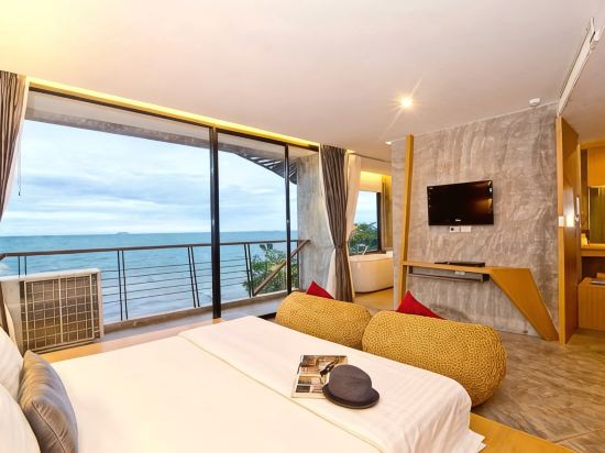 The Now Hotel Room Type - XL Suite with Ocean View