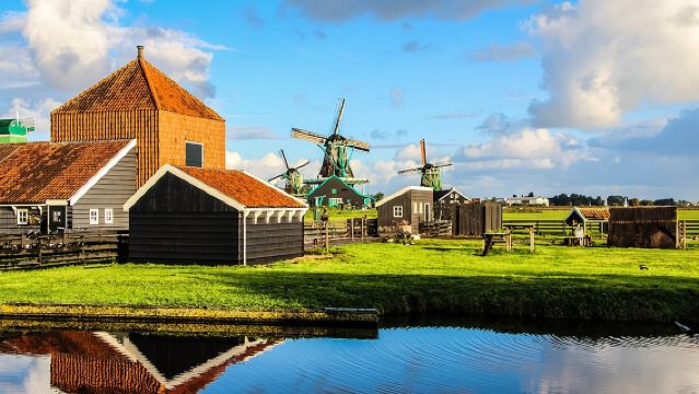 Dagreis naar Zaanse Schans, Edam, Volendam en Marken vanuit Amsterdam