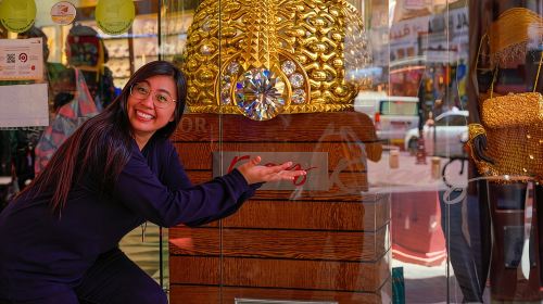 Dubai: Old Town, Souks, Street Food, Guided Tour & Abra Ride Day Tours 5