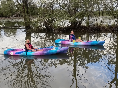克林頓港：單人或雙人獨木舟租賃