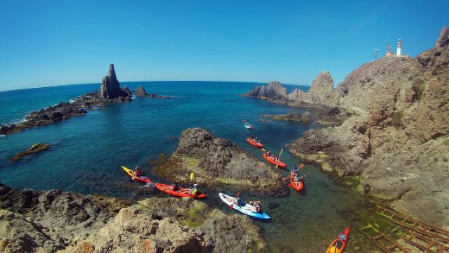 Cabo de Gata: escursione in kayak e snorkeling nel parco naturale