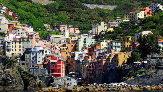 Cinque Terre Morning or Sunset Boat Tour with Aperitif