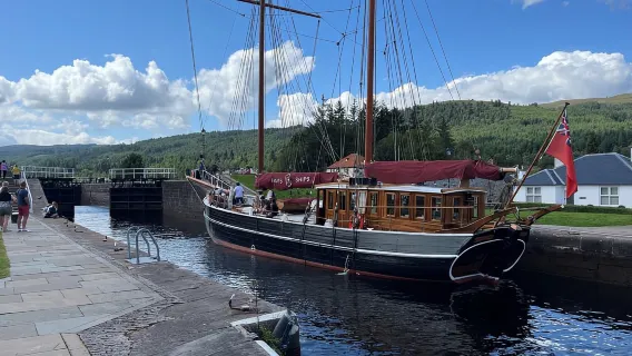 Edinburgh: Loch Ness, Glencoe & die Highlands