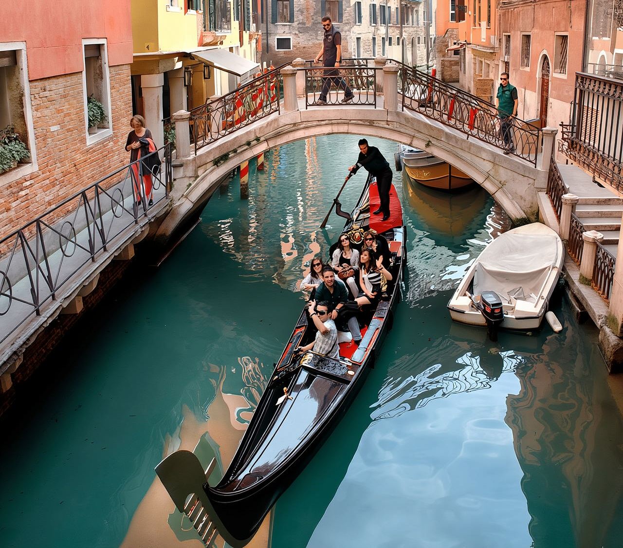 Venice: Walking Tour & Gondola Ride