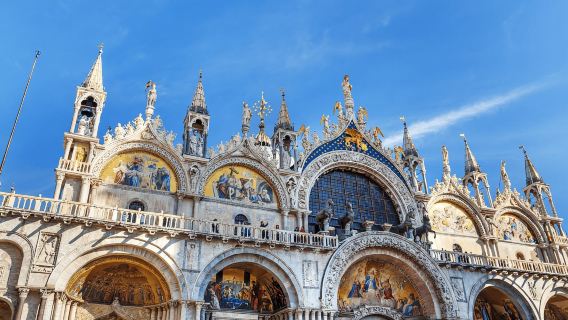 Venecia: Basílica, Palacio Ducal y visita guiada en góndola