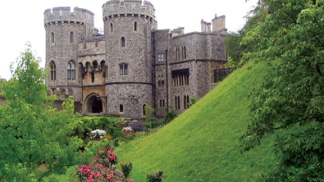 Windsor, Stonehenge and Bath with Optional Entrances