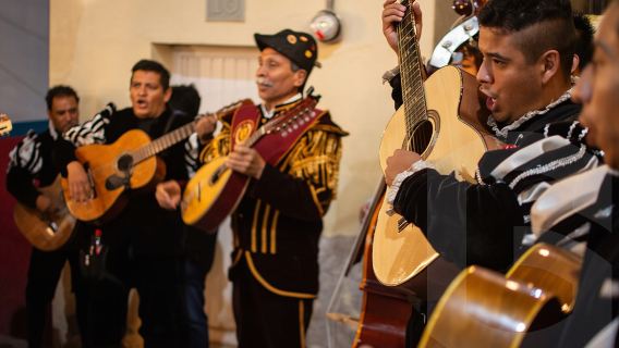 Paseo nocturno con la Estudiantina