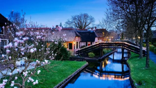 Lawatan sehari ke Rotterdam + Delft + The Hague di Belanda