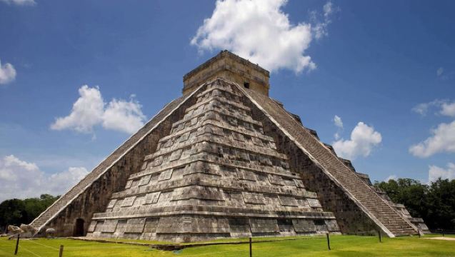 2 day Bundle: Chichen Itza Tour and Isla Mujeres Catamaran Tour