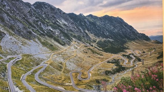 Small-group max 7 - Top Gear Road - Transfăgărăşan Highway