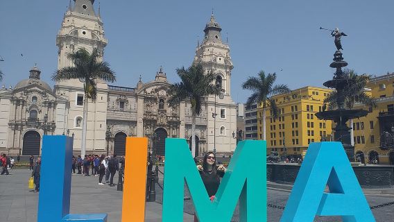 Lima Walking City Tour with Catacombs Museum visit (Small Group)