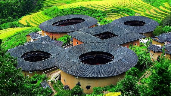 Tour privato di un giorno al cluster di Tulou di Tianluokeng e al villaggio di Taxia da Xiamen