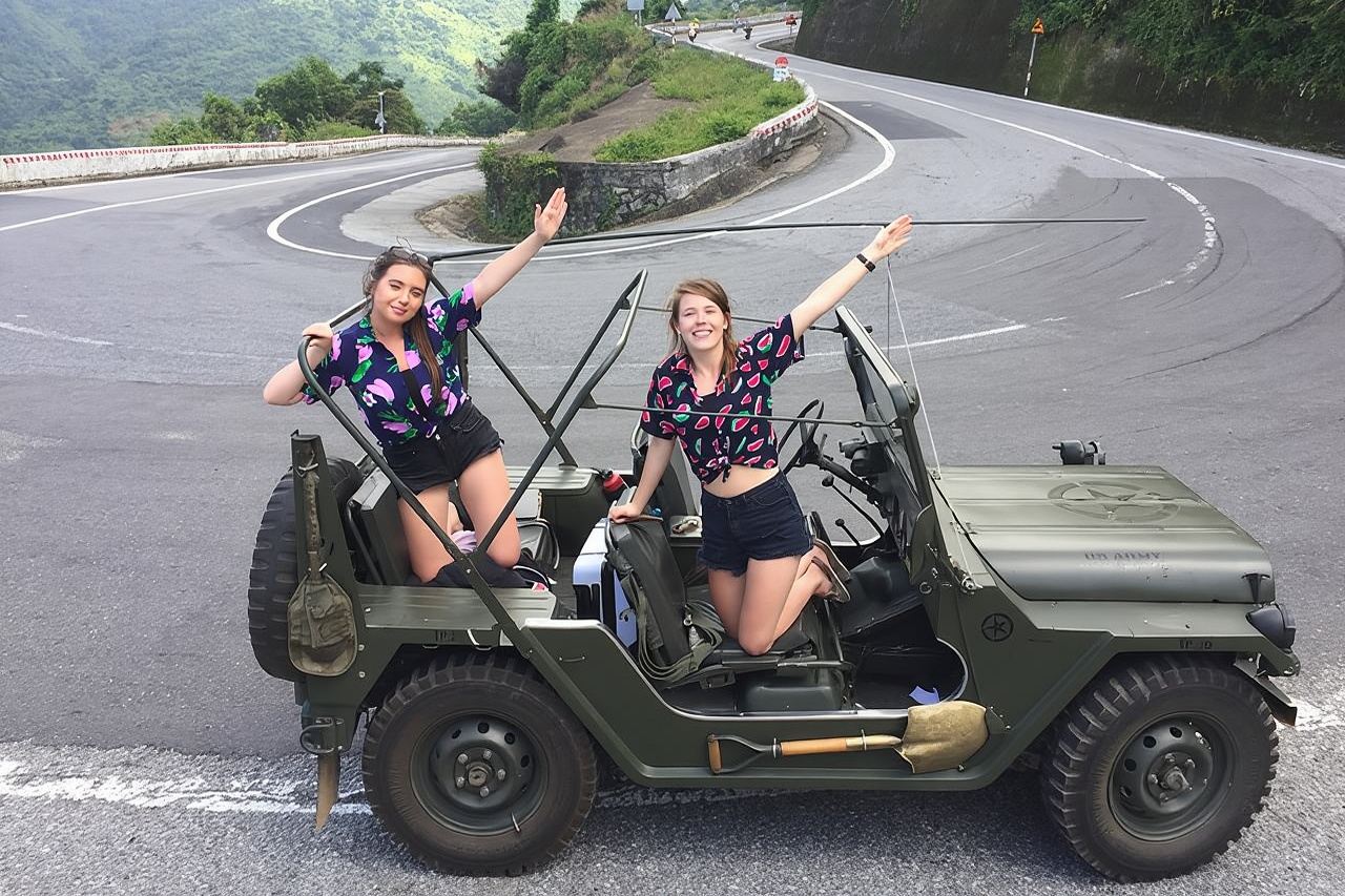 LAWATAN JEEP PERSENDIRIAN: Dari Hue Ke Hoi An, Da Nang melalui Hai Van Pass