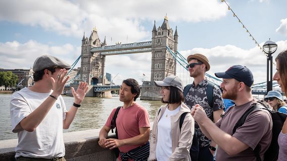 London Castles and Bridges Southbank Walking Tour