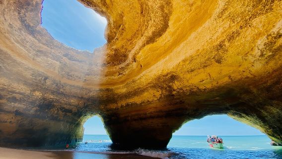 Benagil Cave Boat Tour - Catamarans - 2 Hours From Portimão