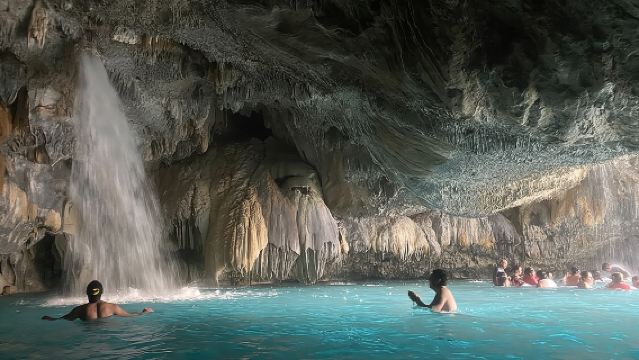 Full-Day Tour Exploring the Waters of Tolantongo