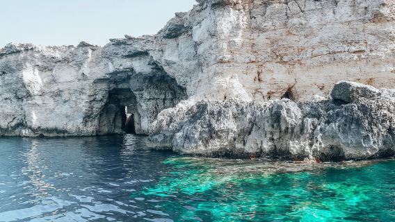 From St. Julian's: Comino and Blue Lagoon Trip by Powerboat