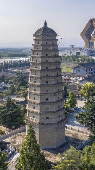 1-day tour to Famen Cultural Scenic Area and Qianling Mausoleum - includes gold medal guide service, lunch and complimentary wireless headsets