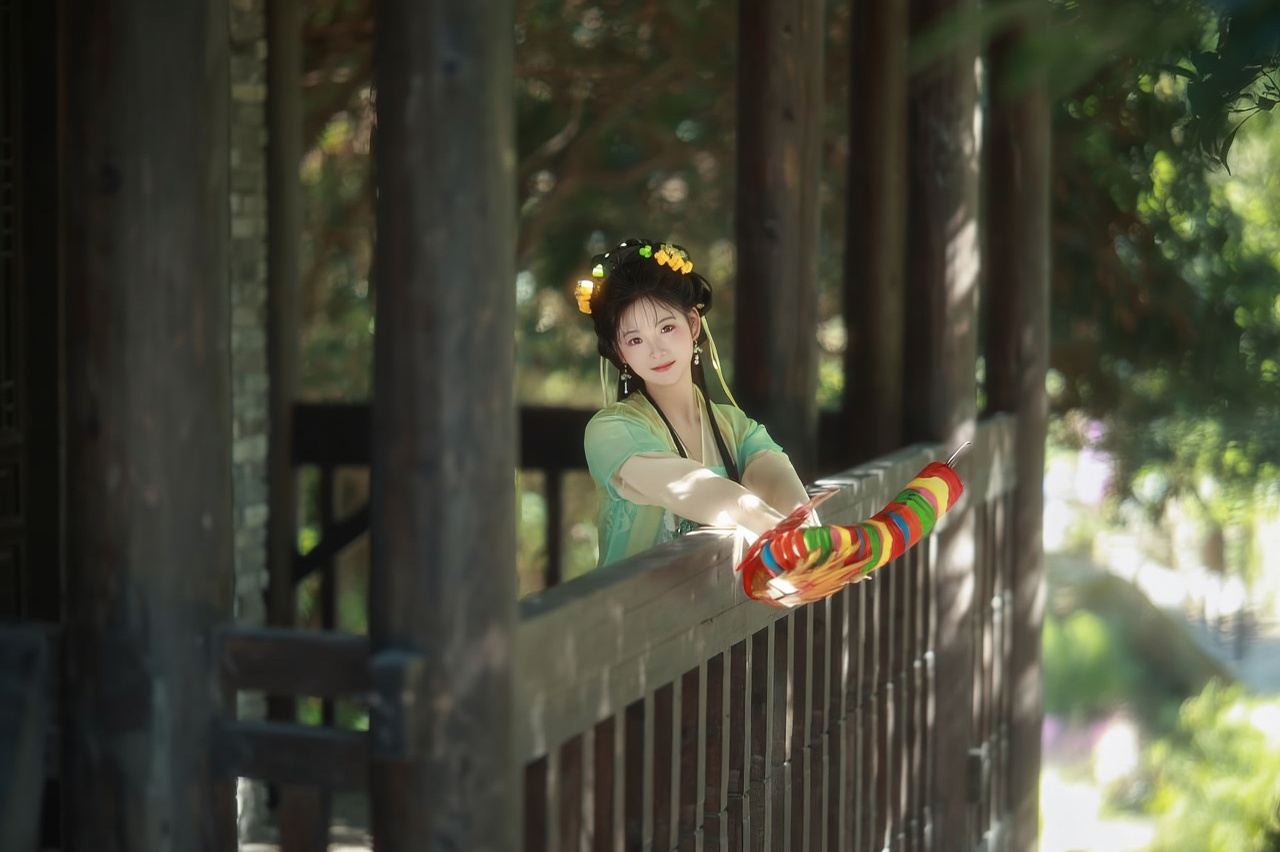 [Shenzhen] Gankeng Altstadt • Hanfu-Kostümwechsel • Fotoshooting-Erlebnis (Kostümverleih + traditionelles Make-up-Erlebnis + optionales Fotoshooting + vielfältige Kostümauswahl)