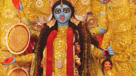 Tempio e percorso spirituale a Calcutta