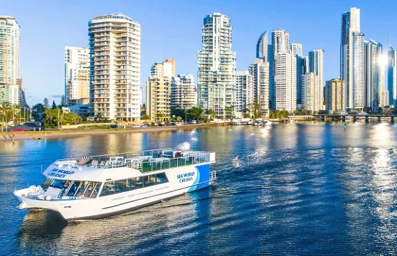 黃金海岸遊船海鮮自助餐【來回船票+午餐/晚餐+海洋世界/衝浪者天堂來回】