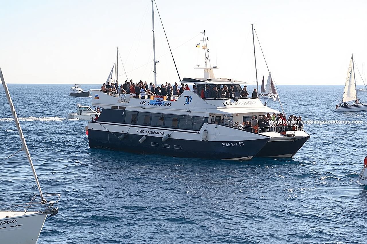 Las Golondrinas Barcelona 60-minütige Bootstour