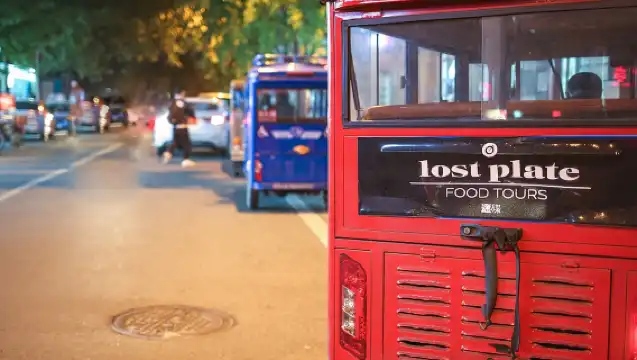 Tuktuk Food Tour Through Chengdu's Local Eats