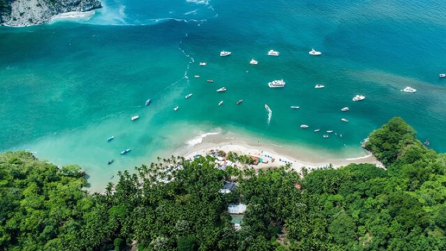 All-Inclusive-Tagesausflug mit Katamaran zur Insel Tortuga