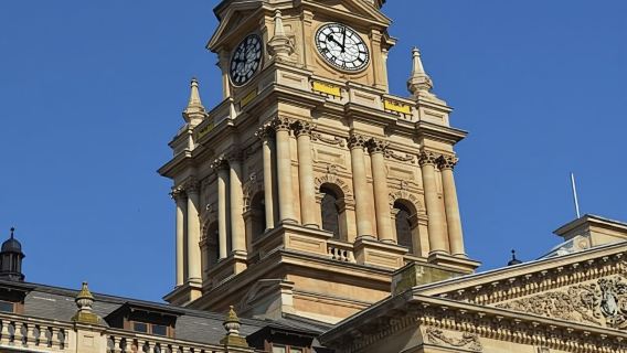 Cape Town: Historical and Scenic Mother City Tour