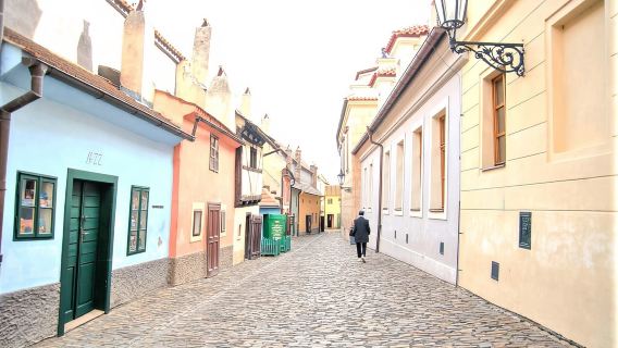 Prag: Burg-Ticket ohne Anstehen und optionaler Audioguide